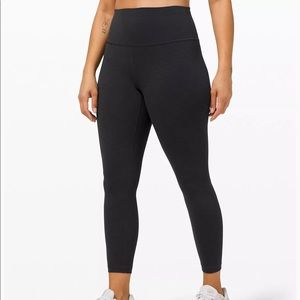✨Lululemon Wunder Train HR Tight 25” NWT✨